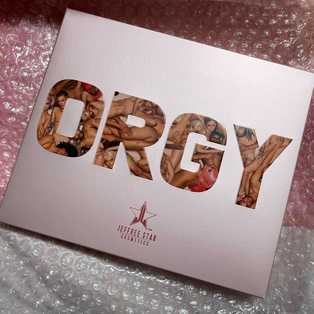 Jeffree Star Cosmetics “O” Palette — BRAND NEW